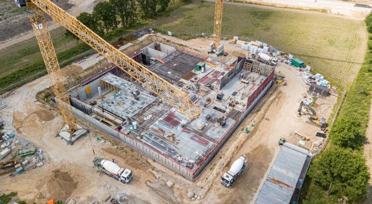 Foto aus der Vogelperspektive auf das Rechenzentrum Victoria Park in Hamburg Rahlstedt.