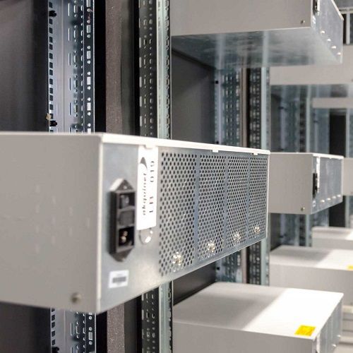 Data Center Competence von AKQUINET - Test Solutions für Lastbänke mit AKQUINET. Lastsimulation für den Einsatz in AKQUINET Rechenzentren.